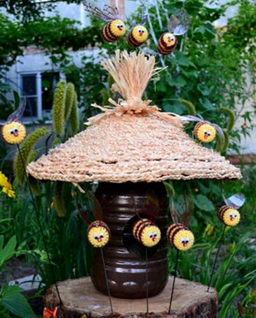 Делаем улей из пластиковых бутылок своими руками на даче. Улей радостных пчел в пластиковой бутылке 06