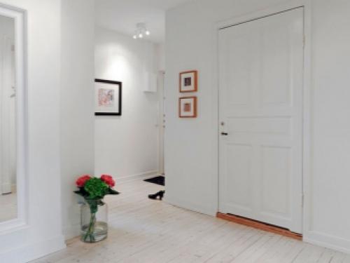 Как правильно подобрать цвет дверей и ламината. Как подбираются обои под ламинат? 17