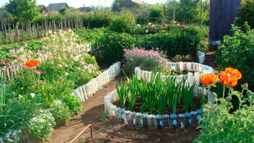 Поделки из пластиковых бутылок. Мебель и предметы интерьера из пластиковых бутылок 19