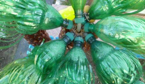 Весёлые пчёлки из пластиковых бутылок своими руками 12