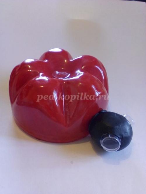 Весёлые пчёлки из пластиковых бутылок своими руками 20