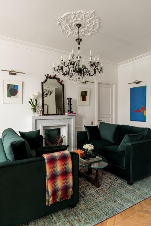 Белые двери в интерьере. Белые двери в разных стилях интерьера 24