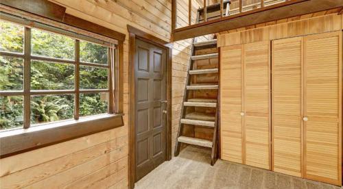 Как выбрать двери межкомнатные. Разновидности конструкций 14