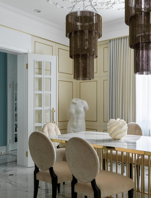 Белые двери в интерьере. Белые двери в разных стилях интерьера 26