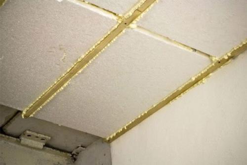 Как утеплить потолок изнутри в частном доме. Устройство внутреннего утепления бетонного потолка 11 Как утеплить потолок изнутри в частном доме. Устройство внутреннего утепления бетонного потолка 11