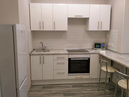 Встроенные кухни Леруа Мерлен. 30 кухонь из каталога Леруа Мерлен