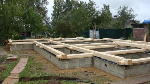 Плюсы и минусы домов из бруса естественной влажности. Брус естественной влажности 07