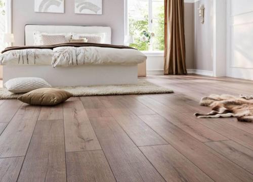 Какой пол наиболее устойчивый к механическим повреждениям. Бронированный пол: какой ламинат самый прочный и как его выбрать?