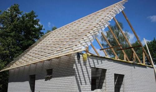 Стропильная система двухскатной крыши. Монтаж двухскатной крыши