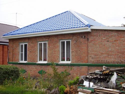 Плюсы и минусы четырехскатной крыши. Четырехскатная крыша – виды, подготовка к установке, расчет размеров и проектирование стропильной системы