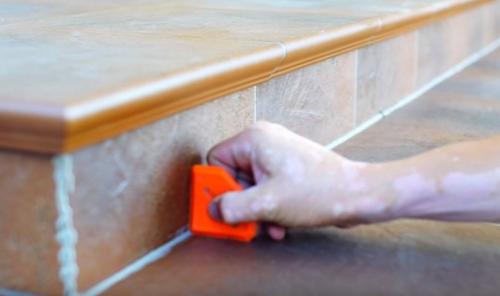 Как сделать соединения между плитками незаметными. Когда нужно сделать стык плитки и плитки