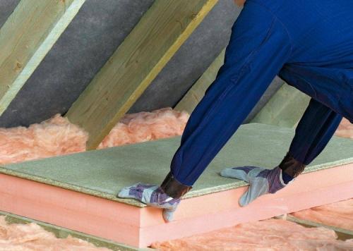 Самый теплый утеплитель для потолка. Утеплитель для потолка под холодной крышей —, какой выбрать, технология монтажа