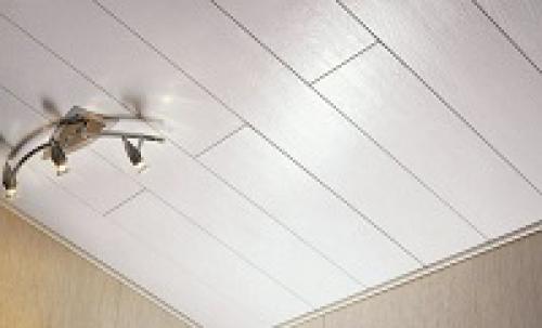 Как приготовить неровный потолок перед поклейкой плитки. Пенопластовый каркас для поклейки плитки на неровный потолок