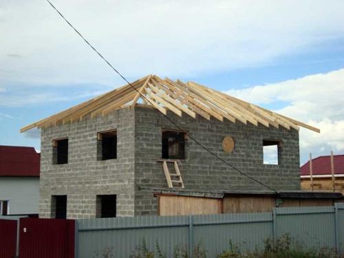 Стропильная система чертеж. Разновидности: вальмовая и шатровая конструкции