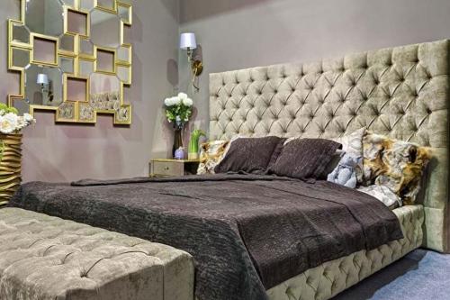 Создание комфорта в спальне: изголовье для кровати мягкое 06