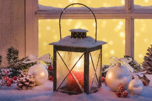 Какие элементы новогоднего декора наиболее эффективны. Как украсить дом снаружи