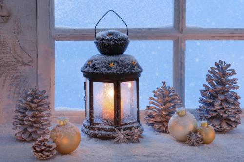 Какие элементы новогоднего декора наиболее эффективны. Как украсить дом снаружи