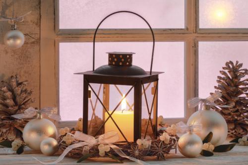 Какие элементы новогоднего декора наиболее эффективны. Как украсить дом снаружи