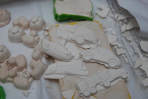 Какие материалы нужны для раскраски гипсовой кошки. Гипсовые фигуры для раскрашивания