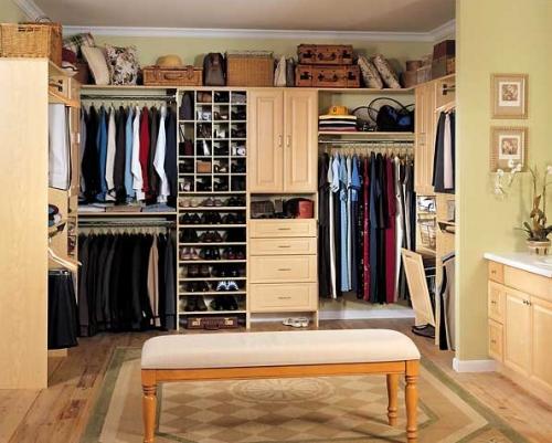 Наиболее удачный цвет стен гардеробной комнаты. Виды