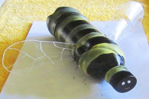 Пчела из пластиковых бутылок » Чудесенка. Медоносная пчела из пластиковой бутылки