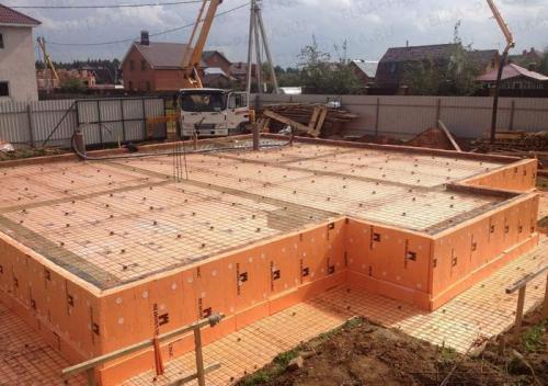 Как заштукатурить фасад из Пеноплэкса. Штукатурка по пеноплексу (6 шагов): чем закрыть на фасаде дома, как штукатурить снаружи и внутри помещения