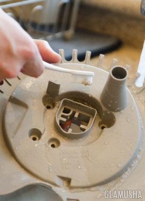 Какие из этих лайфхаков могут помочь мне сохранить чистоту в труднодоступных местах. 8 лайфхаков по уборке в труднодоступных местах