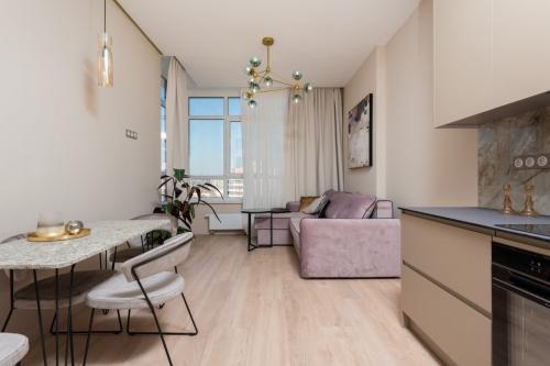 Ламинат на кухне: возможно ли и безопасно ли 01