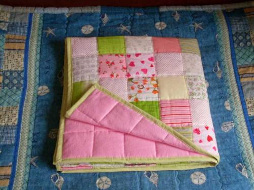 Рукоделие для дома своими руками из остатков ткани самое интересное. Поделки из лоскутков ткани своими руками: что можно сшить из остатков? Шьем из лоскутков разные разности