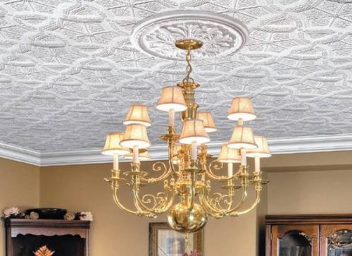 Какие материалы и инструменты необходимы для наклеивания потолочной плитки. Что нужно учесть перед поклейкой потолочной плитки