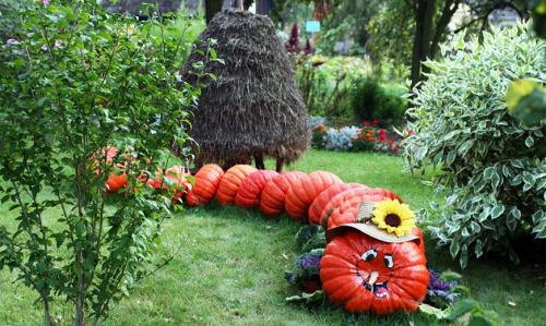 Осенний декор двора. Осеннее оформление сада и дома