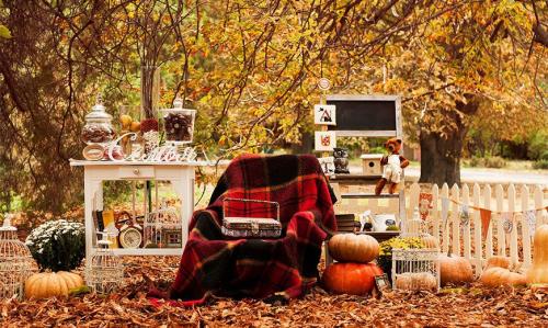 Осенний декор двора. Осеннее оформление сада и дома