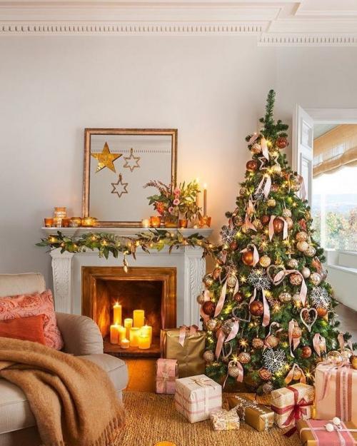 Как украсить комнату на Новый год 2021: простые идеи