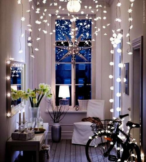 Как украсить комнату на Новый год 2021: простые идеи