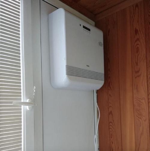 Как устроить вентиляцию под утеплением пола на балконе. Необходимость вентиляции на балконе, в зависимости от его типа