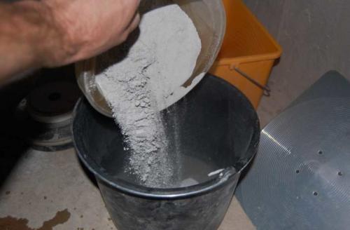 Как развести гипс для поделок: пропорции. Как разводить гипс для заливки в форму