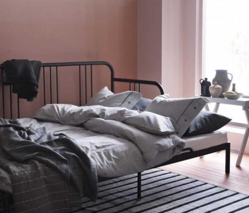 Мягкое изголовье кровати икеа. История вопроса