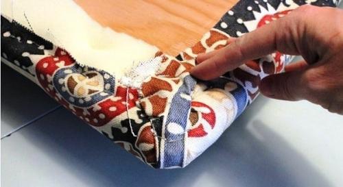 Обивка изголовья кровати своими руками. Как сделать мягкий подголовник для кровати своими руками 03 Обивка изголовья кровати своими руками. Как сделать мягкий подголовник для кровати своими руками 03