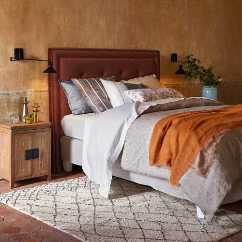 Изголовья кровати. Для чего нужно изголовье