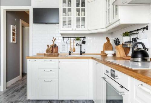 Встроенные кухни угловые. Угловые кухни — 140 фото реальных примеров дизайна кухни