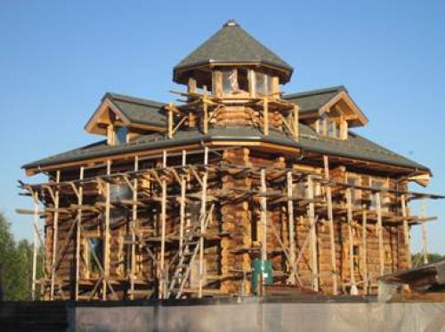 Строительство деревянного дома своими руками: основные материалы и инструменты 03