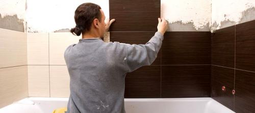 Как выбрать оптимальный вариант отделки ванной комнаты в Москве, учитывая бюджет. Совет №4: отделка стен