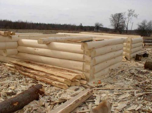 Калиброванное и оцилиндрованное бревно: что это такое и как они используются 03