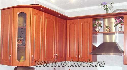 Верхний карниз кухни. Обзор карнизов для кухни