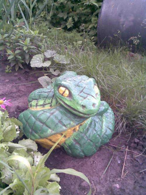 Какие краски выбрать для работы с гипсовыми фигурками. Правила выбора и разновидности красок для садовых фигур 07