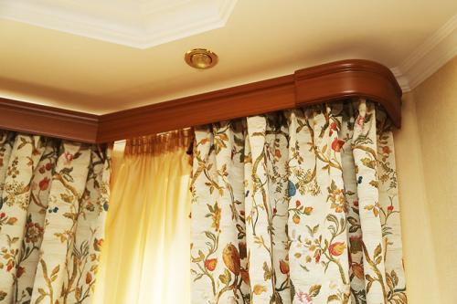 Потолочные карнизы, какие лучше. Особенности выбора и монтажа потолочных карнизов для штор
