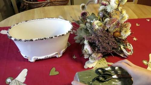 Как создать осеннюю композицию из сухих цветов и веток. Как составить композицию из сухоцветов: мастер-класс