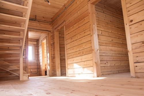 Дом из бруса своими руками смета. Сколько на самом деле стоит построить дом из бруса?