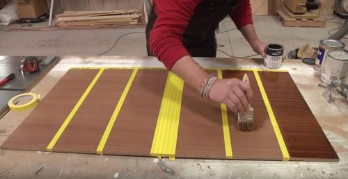 Как определить, какое покрытие наиболее бюджетное, но качественное для фанеры. Лаки для покрытия фанеры: зачем нужна лакировка и как правильно покрыть фанеру своими руками? Советы по выбору производителя