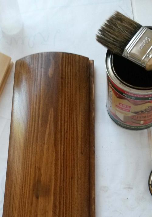 Как определить, какое покрытие наиболее бюджетное, но качественное для фанеры. Лаки для покрытия фанеры: зачем нужна лакировка и как правильно покрыть фанеру своими руками? Советы по выбору производителя